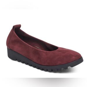 Aetrex Brianna Burgundy Nubick Ballet Slip-On Flats